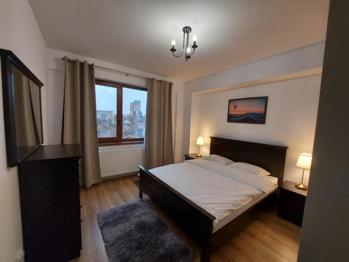 Rivera Apartments - Premium Accomodation Iasi Eksteriør bilde